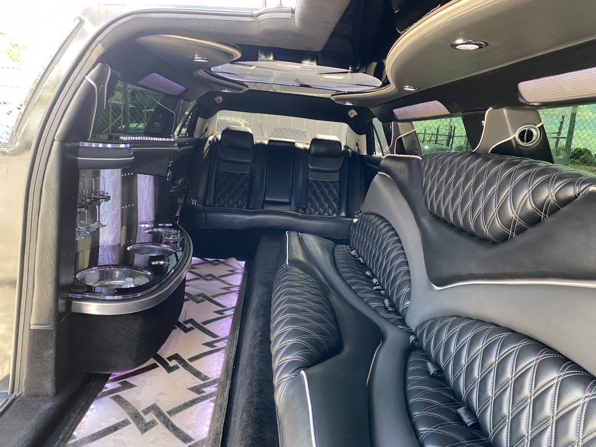Limousine for Sale in Scottsdale, AZ - Photo 11