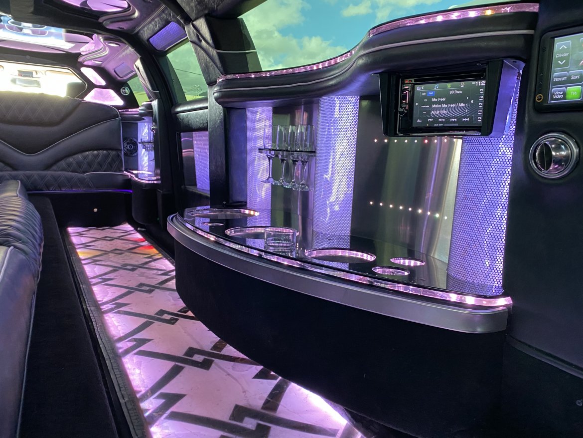Limousine for Sale in Scottsdale, AZ - Photo 15