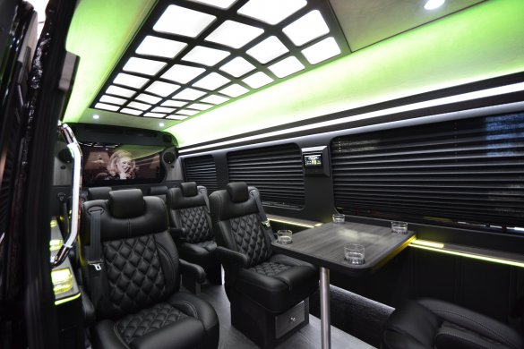 2019 Mercedes-Benz Executive Class Sprinter for Sale in Springfield, MO - Photo 2