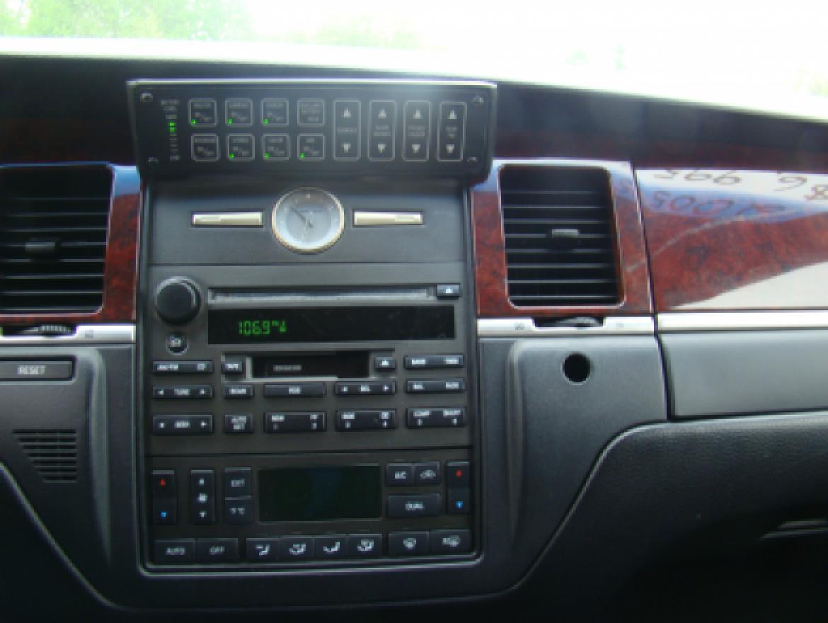 Photo of Limousine for sale: 2005 Lincoln  Town Car Royale