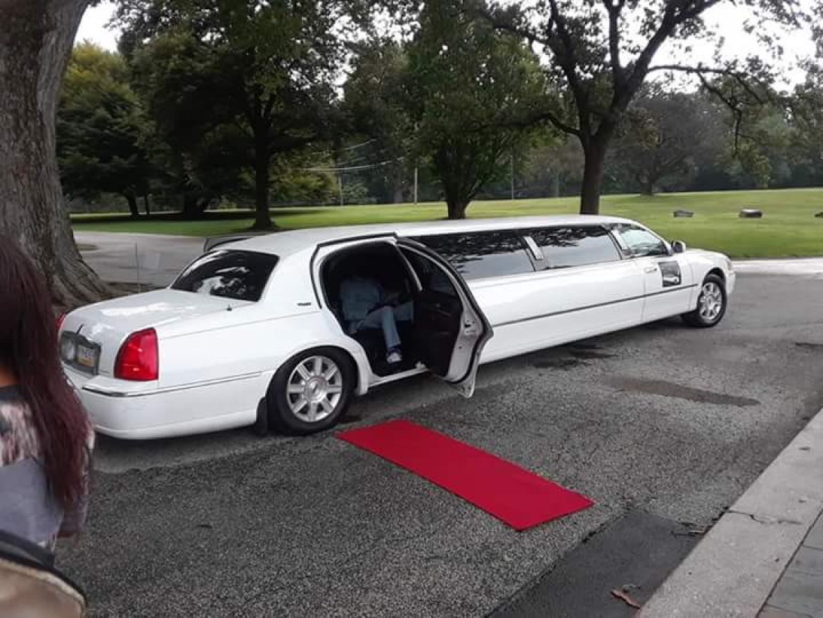 Limousine for Sale in Philadelphia, PA - Photo 5