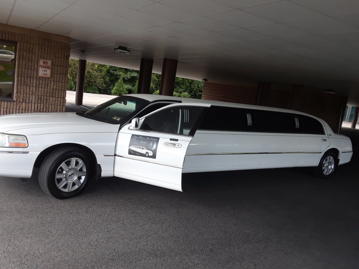 Limousine for Sale in Philadelphia, PA - Photo 20
