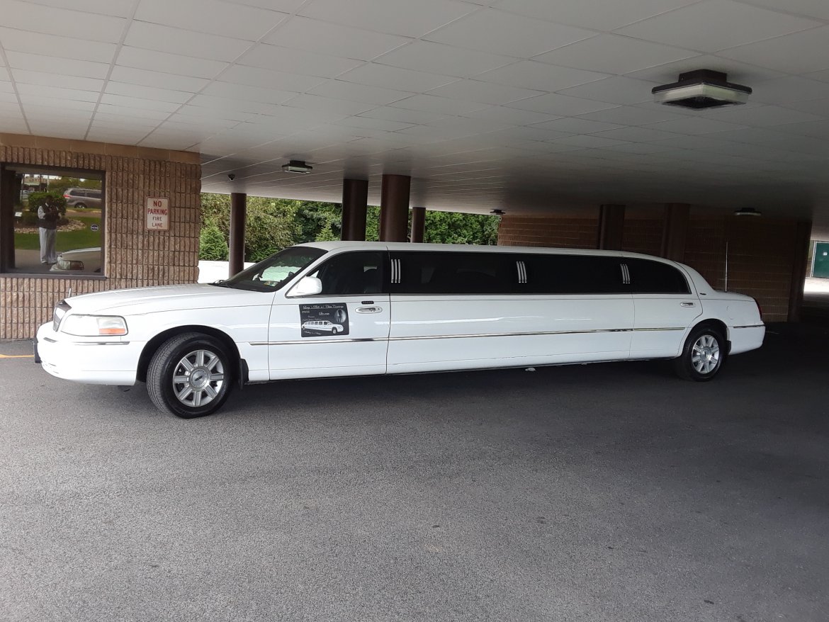 Limousine for Sale in Philadelphia, PA - Photo 22