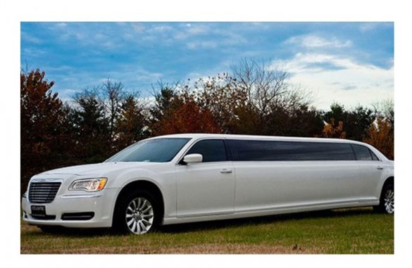 2013 Chrysler 300 Limousine for Sale in Rehoboth Beach, DE - Main Photo