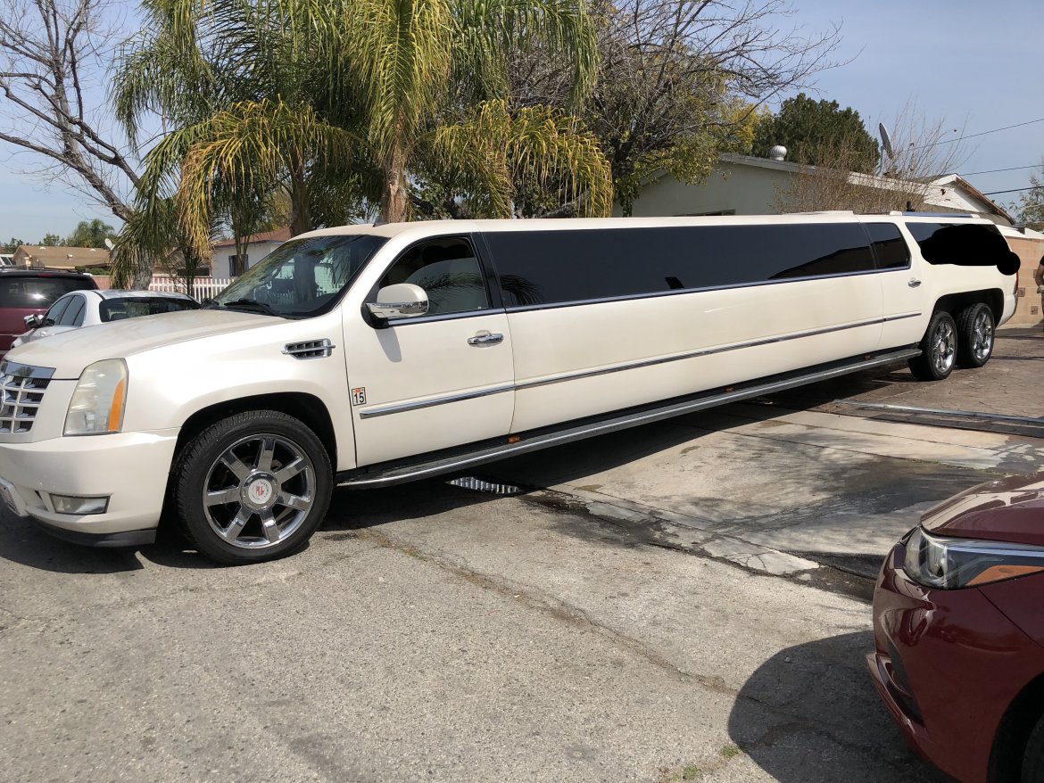 Limousine for sale: 2007 Cadillac Escalade 39&quot; by Moonlight