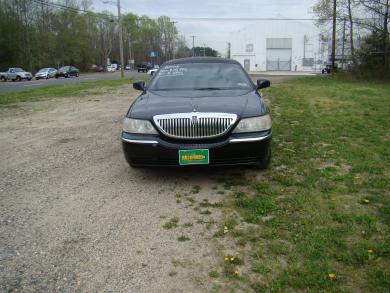 2006 Lincoln  Town Car Executive Limo Limousine