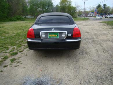 2006 Lincoln  Town Car Executive Limo Limousine