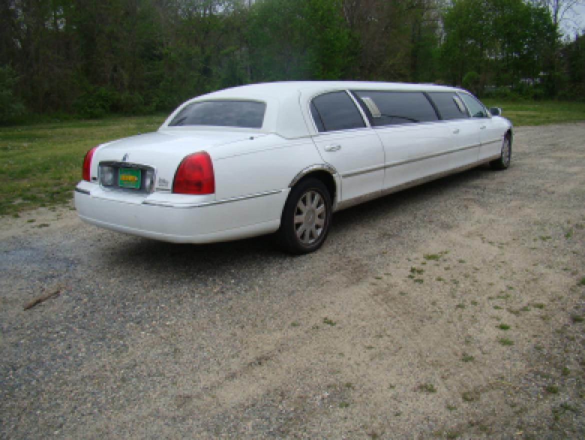 Photo of Limousine for sale: 2004 Lincoln  Town Car Executive Limo