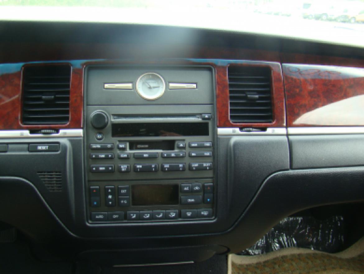 Photo of Limousine for sale: 2004 Lincoln  Town Car Executive Limo