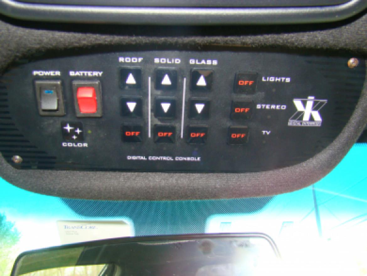 Photo of Limousine for sale: 2004 Lincoln  Town Car Executive Limo