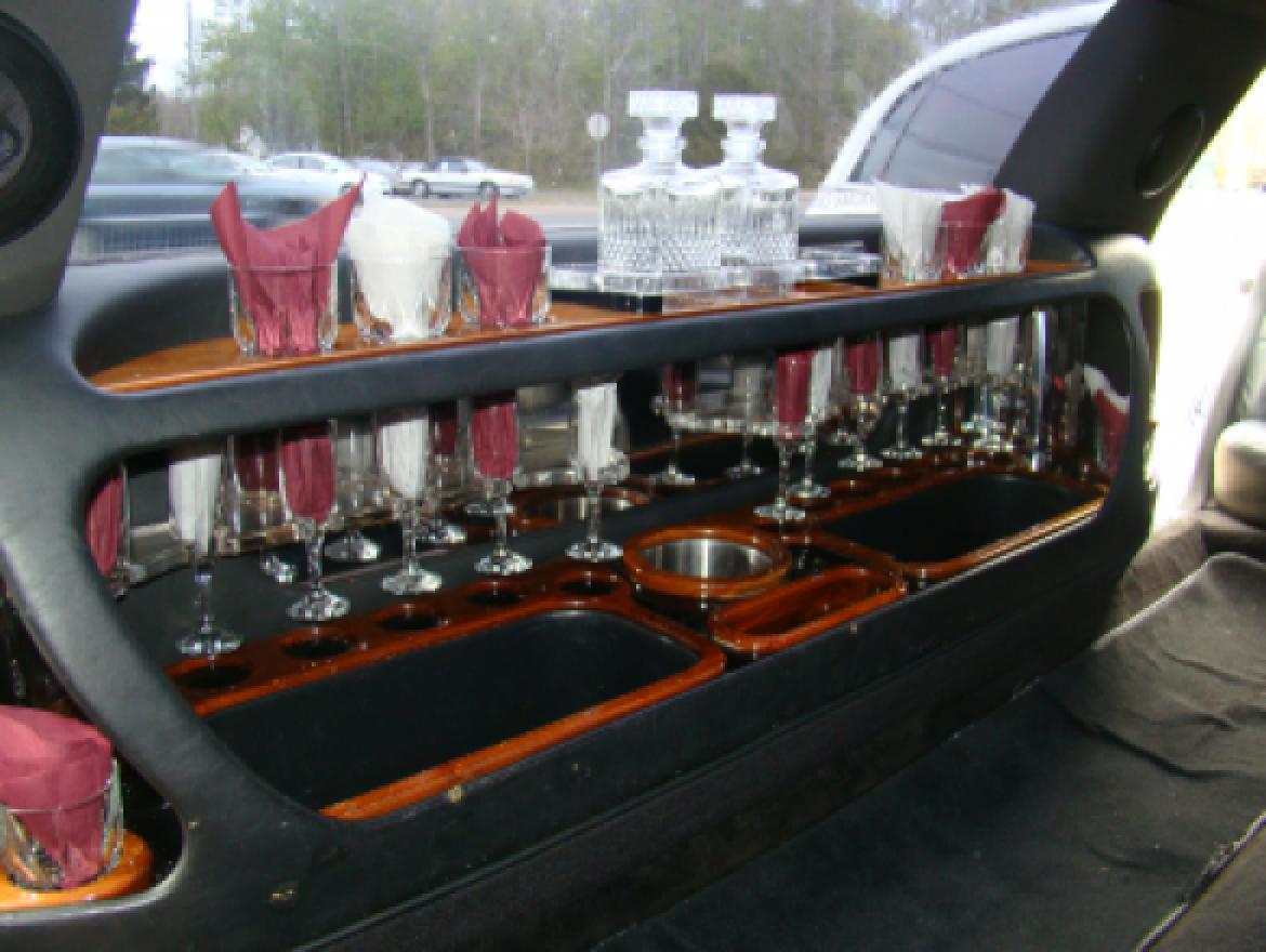 Photo of Limousine for sale: 2004 Lincoln  Town Car Executive Limo