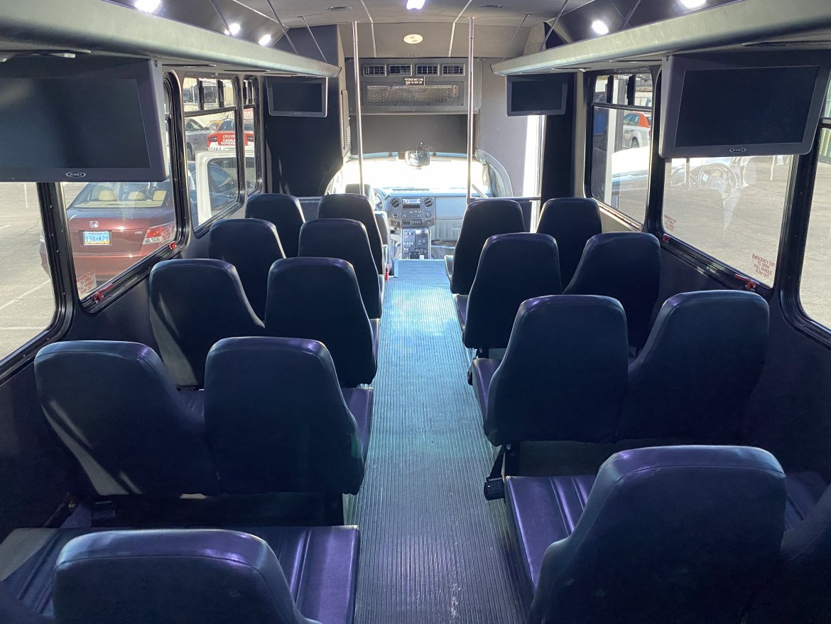Shuttle Bus for Sale in Las Vegas, NV - Photo 14