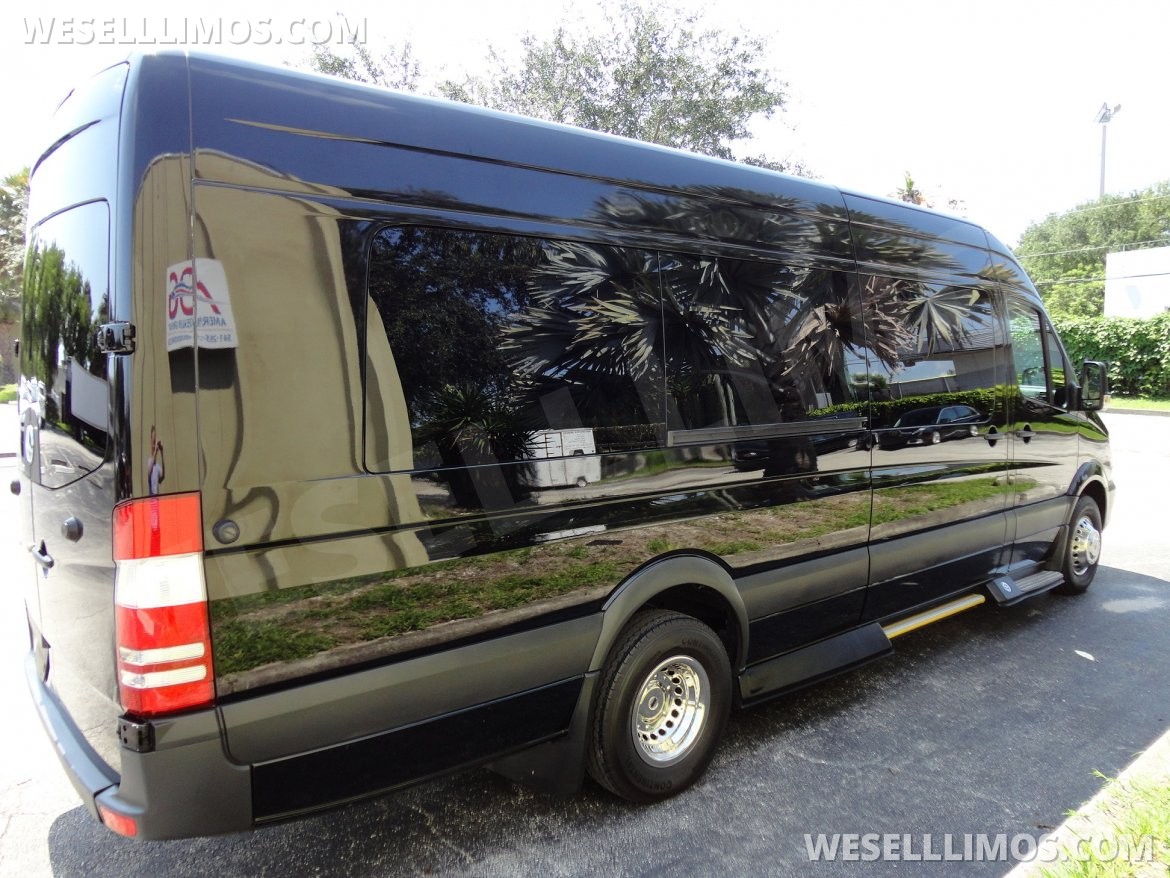 Sprinter for Sale in Delray Beach, FL - Photo 4
