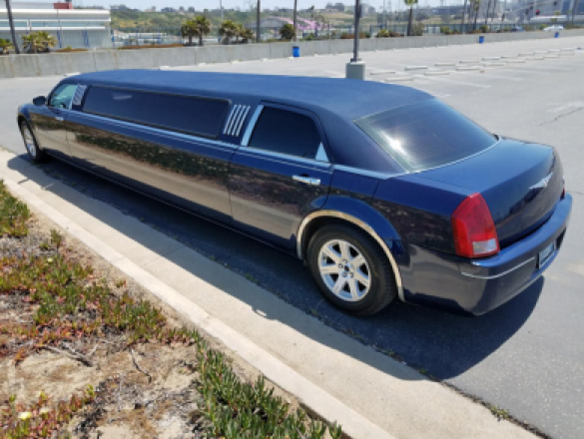 Photo of Limousine for sale: 2006 Chrysler 300 130&quot; by Springfield Limousine