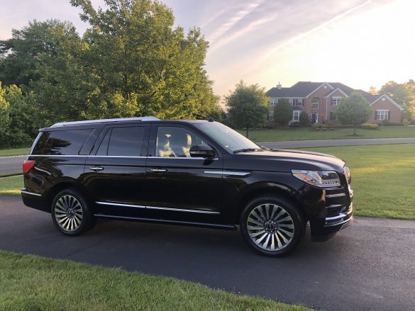 2018 Lincoln Navigator CEO CEO SUV Mobile Office for Sale in Morganville, NJ - Main Photo