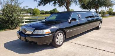 2007 Lincoln Towncar Limousine for Sale in Houston, Texas, US - Photo 3