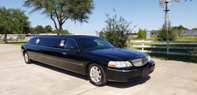 2007 Lincoln Towncar Limousine for Sale in Houston, TX - Main Photo