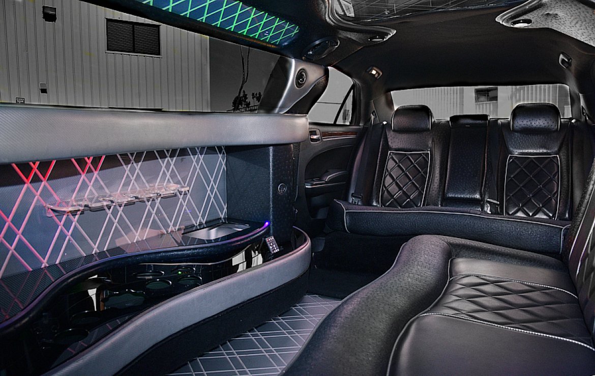 Limousine for Sale in Fontana, CA - Photo 12