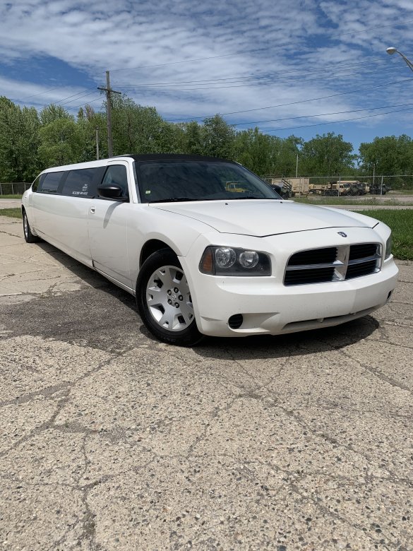 2006 Dodge Charger Limousine for Sale in Harrison Twp, MI - Main Photo