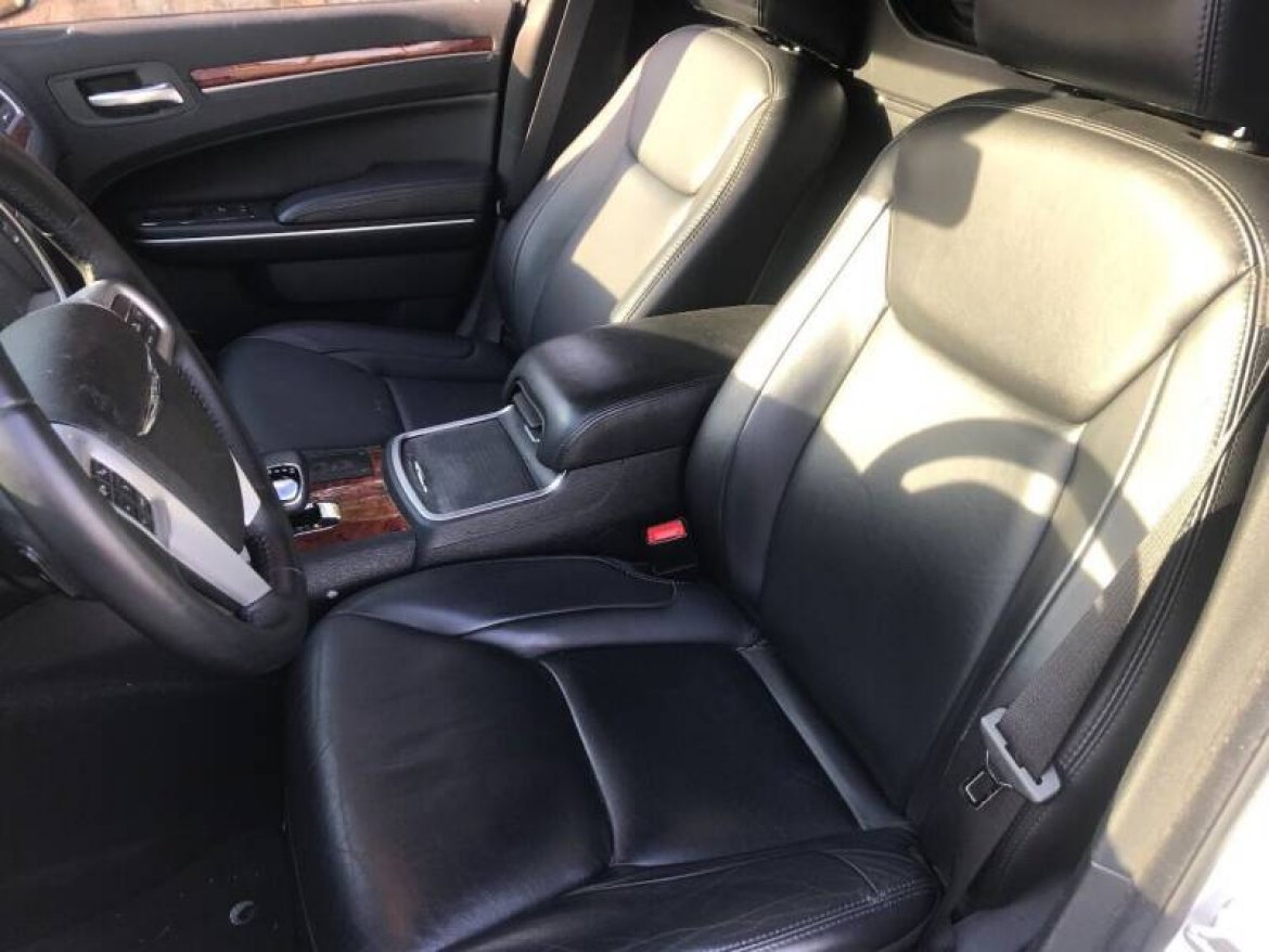 Limousine for Sale in Richmond, VA - Photo 14