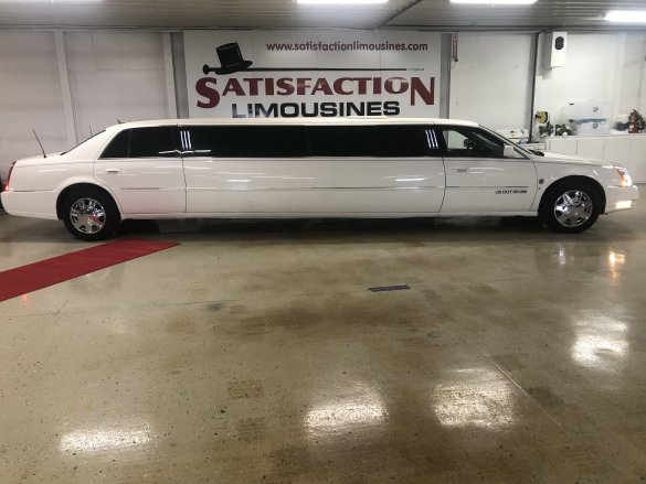 2007 Cadillac DTS Limousine for Sale in Lenox, MI - Main Photo