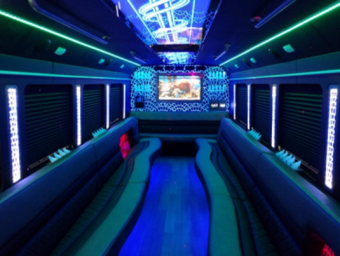 Photo of Limo Bus for sale: 2016 Ford  F-550 Gas by LGE Coachworks