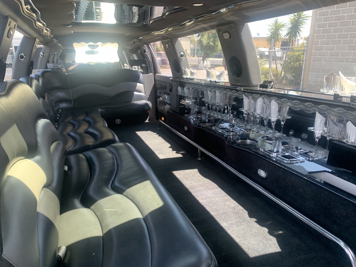 SUV Stretch for Sale in Fresno, CA - Photo 5