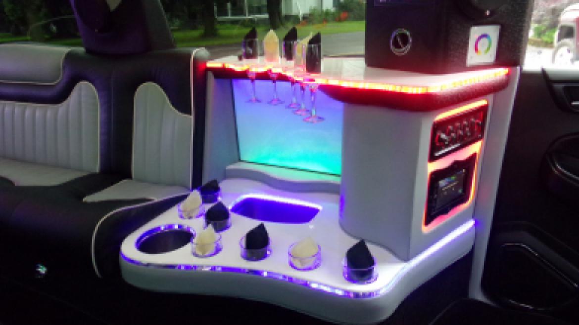 Photo of SUV Stretch for sale: 2015 Chevrolet Tahoe 200&quot;