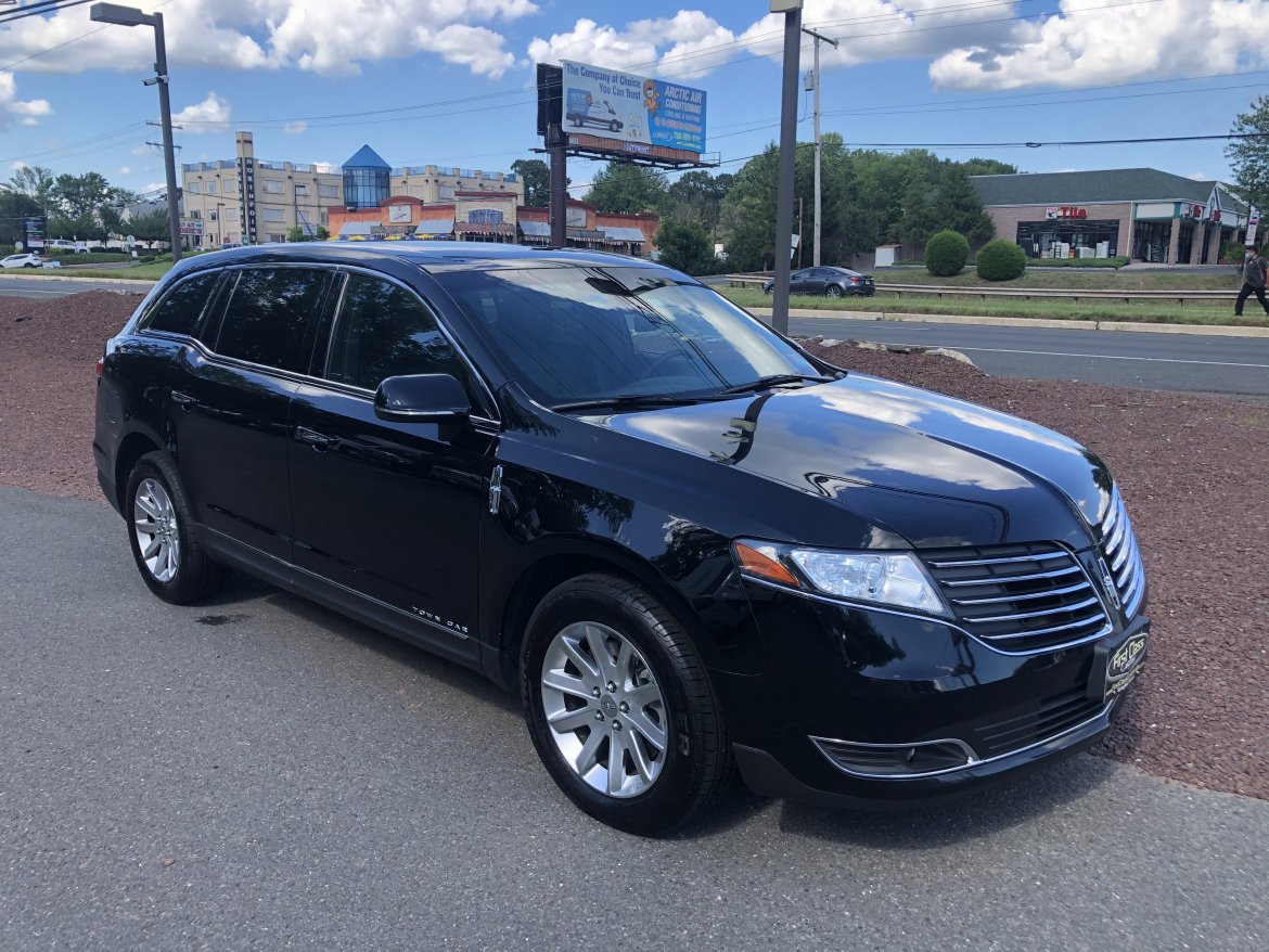 Used 2018 Lincoln MKT Sedan for sale WS13592 We Sell Limos
