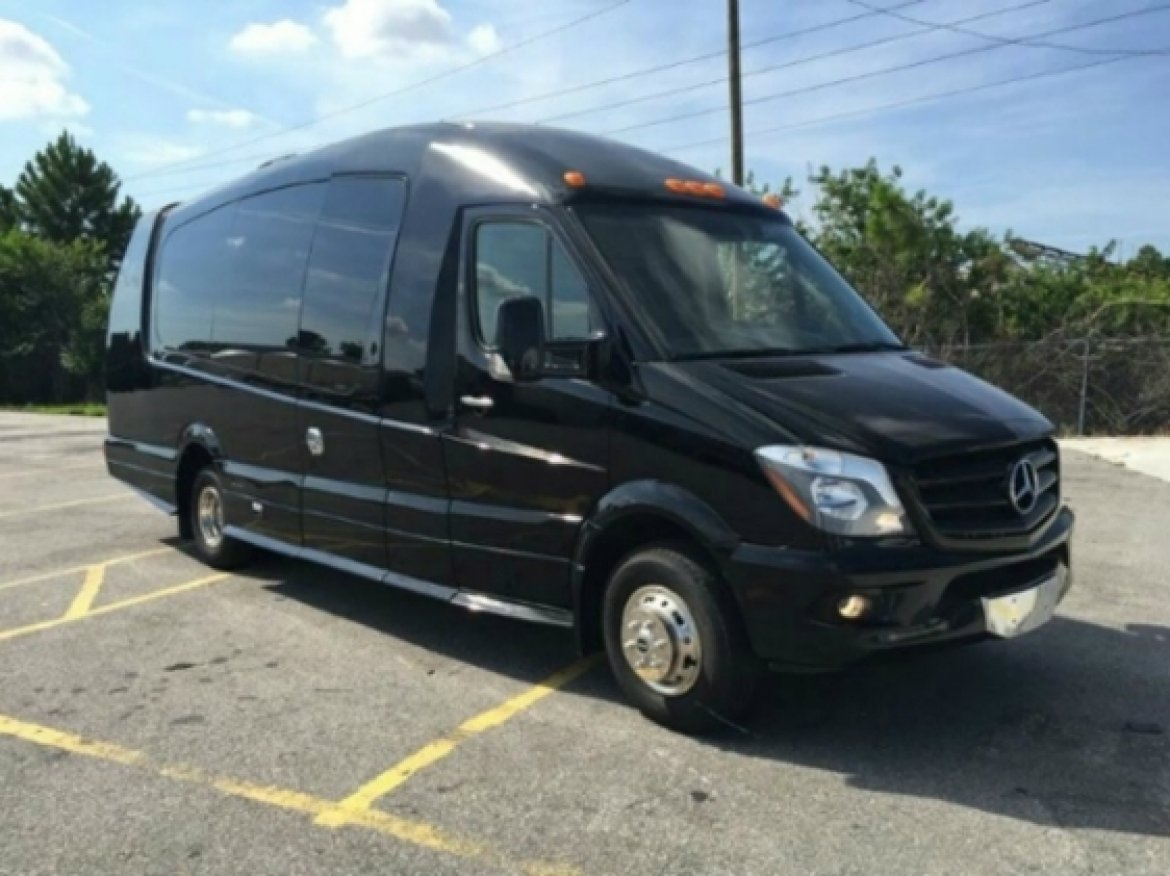 Sprinter for sale: 2014 Freightliner 3500 25&quot; by Mauck 2