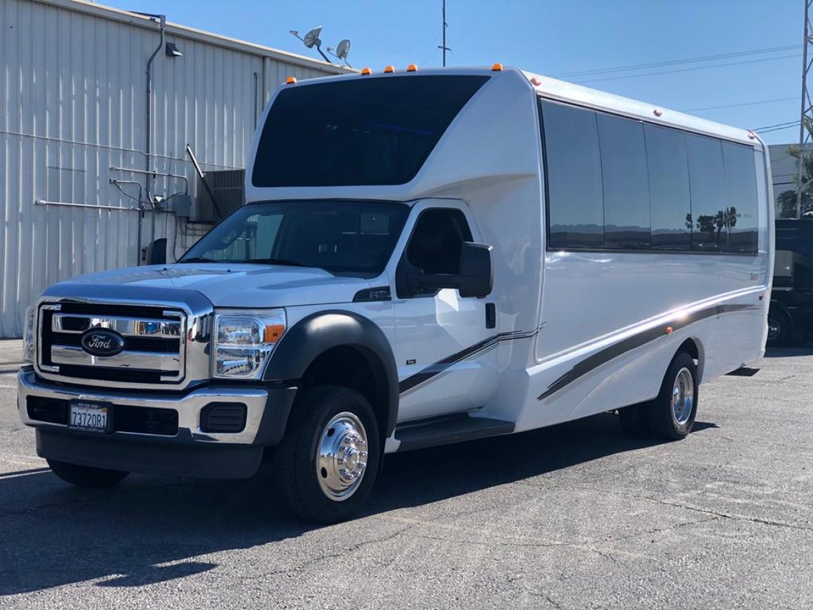 Executive Shuttle for sale: 2015 Ford F-550 by Grech