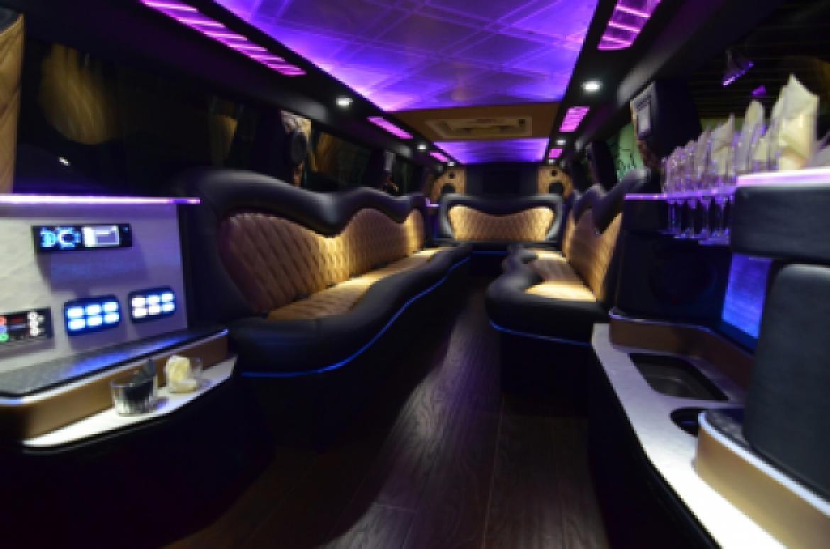 Photo of SUV Stretch for sale: 2015 Chevrolet Tahoe 200" by Blackstone