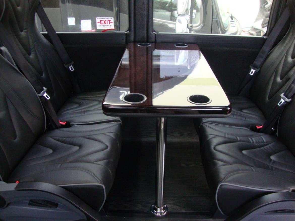 Executive Shuttle for Sale in CARSON, CA - Photo 12
