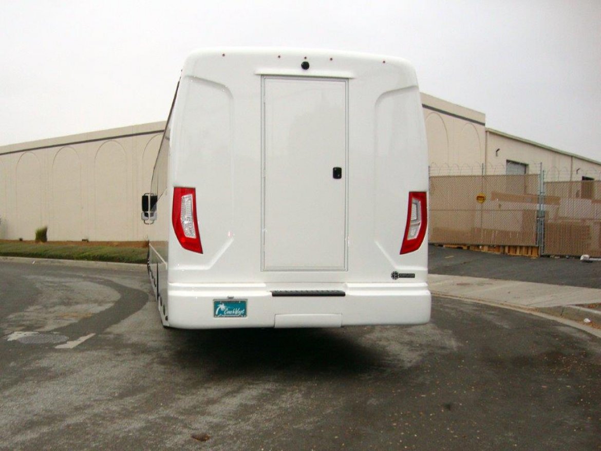Executive Shuttle for Sale in CARSON, CA - Photo 24