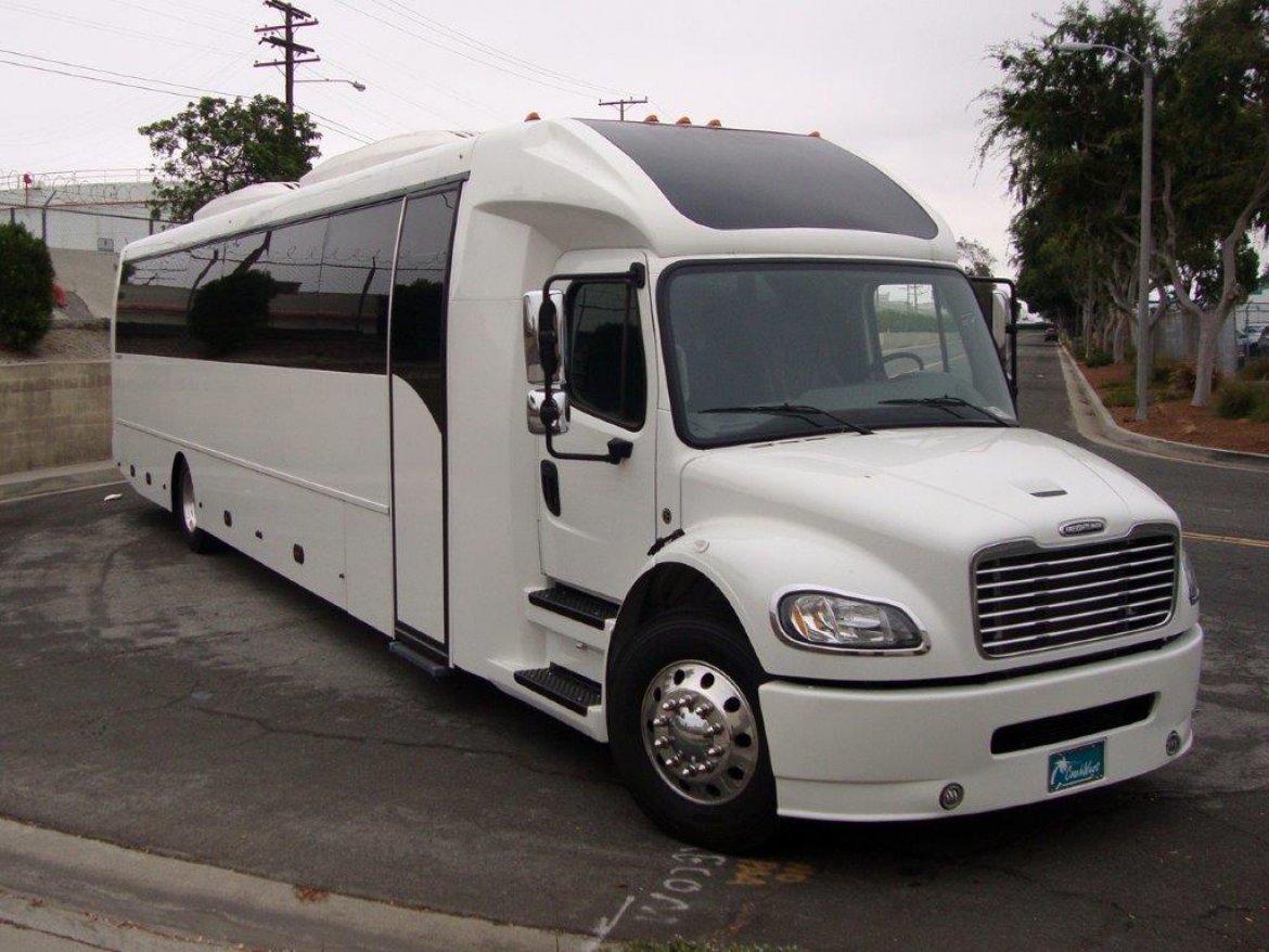 Executive Shuttle for Sale in CARSON, CA - Photo 27
