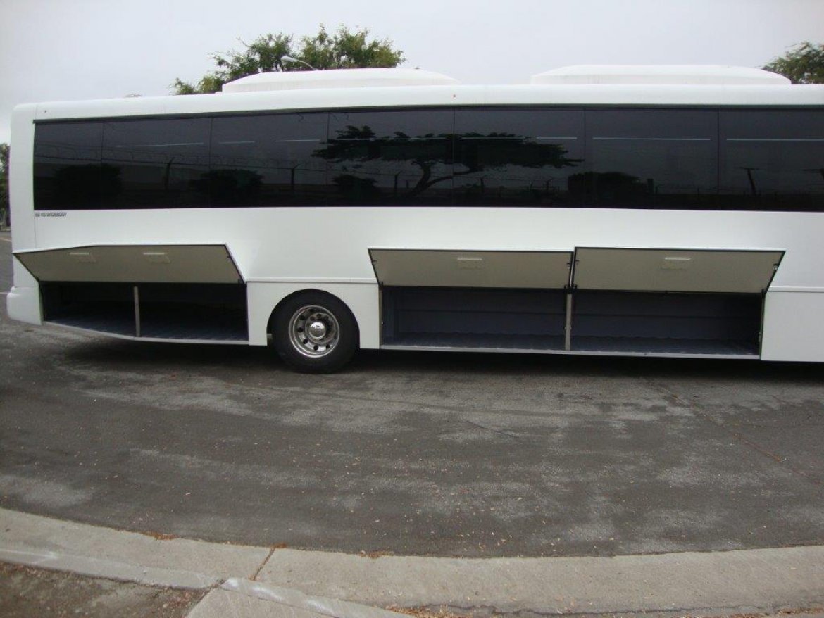 Executive Shuttle for Sale in CARSON, CA - Photo 30
