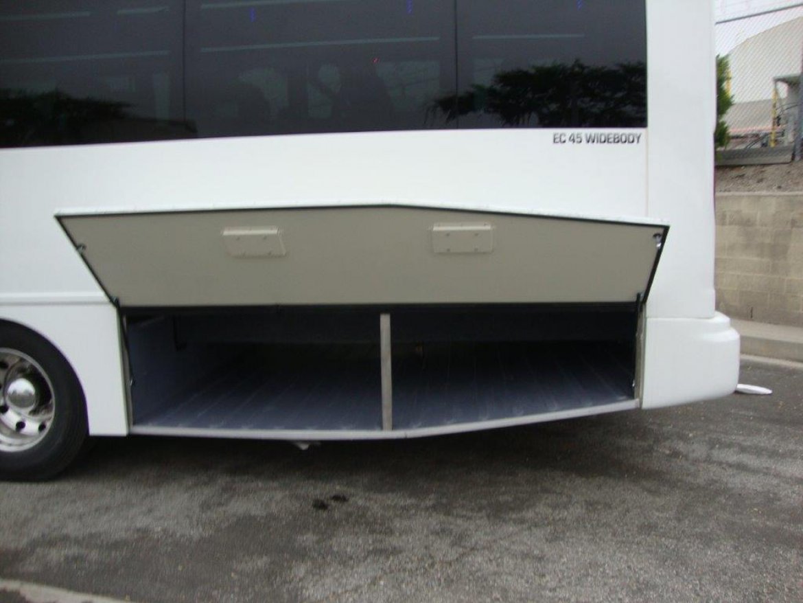 Executive Shuttle for Sale in CARSON, CA - Photo 31