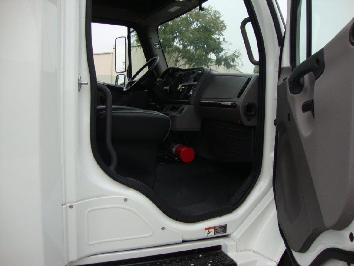 Executive Shuttle for Sale in CARSON, CA - Photo 33