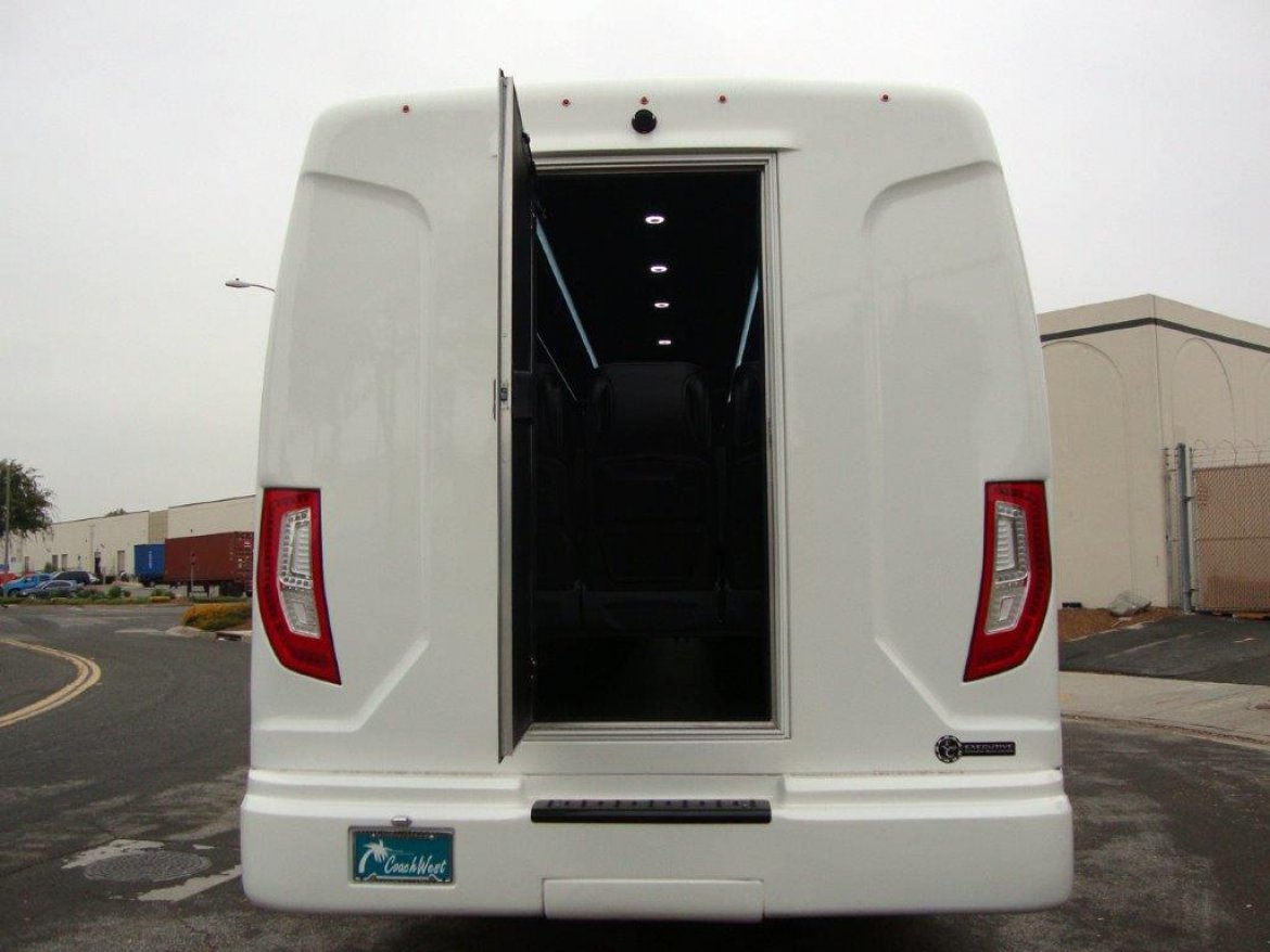 Executive Shuttle for Sale in CARSON, CA - Photo 36