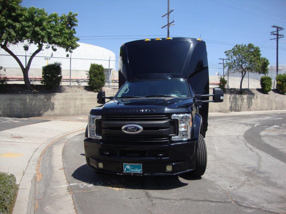Shuttle Bus for Sale in CARSON, CA - Photo 2