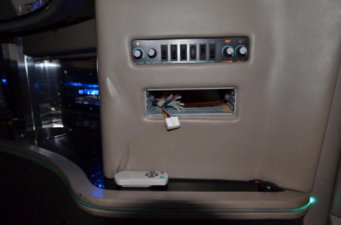 Photo of Limousine for sale: 2006 Lincoln  Town Car 180&quot; by Great Lakes