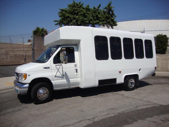 2002 Ford E-450 Super Duty Paratransit Shuttle Bus for Sale in CARSON, CA - Main Photo