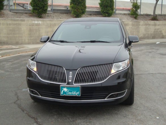 2015 Lincoln MKT 120" CL 5-Door Limousine Limousine for Sale in CARSON, CA - Photo 3