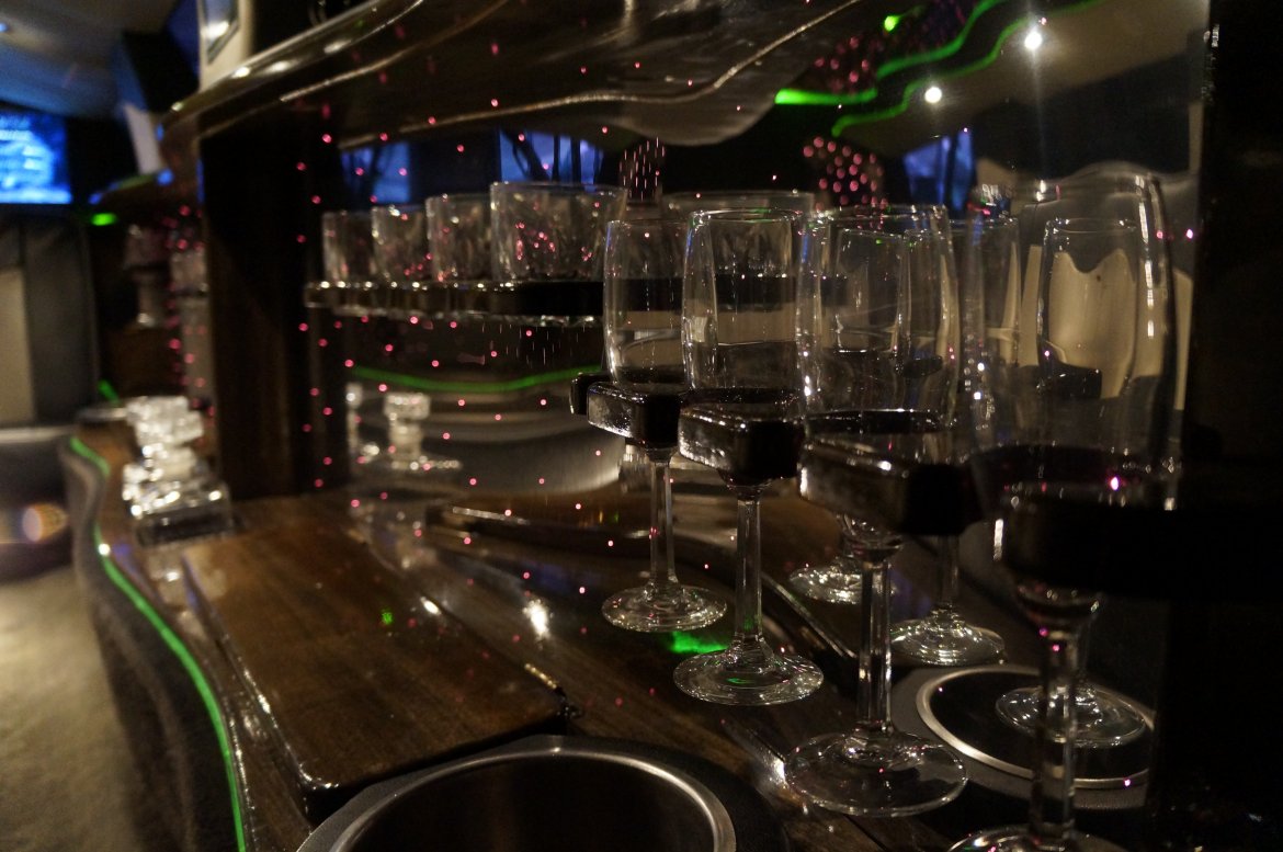 Limousine for Sale in Wentzville, MO - Photo 9
