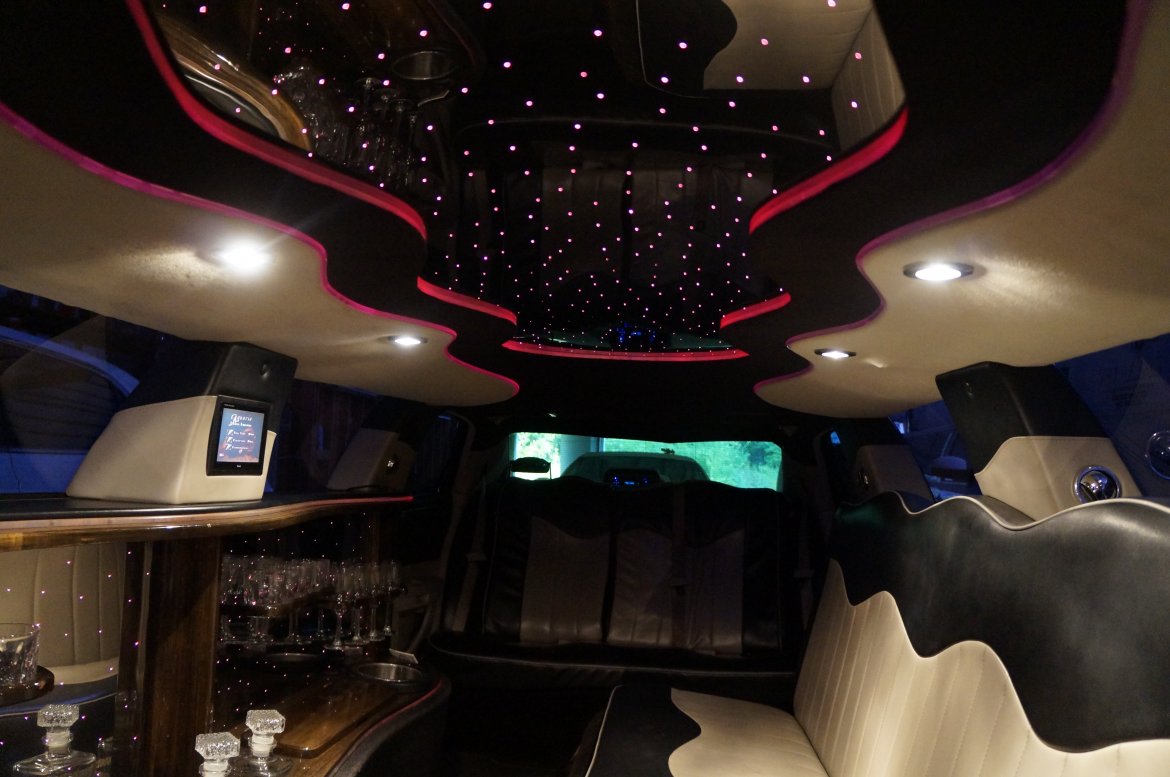 Limousine for Sale in Wentzville, MO - Photo 13