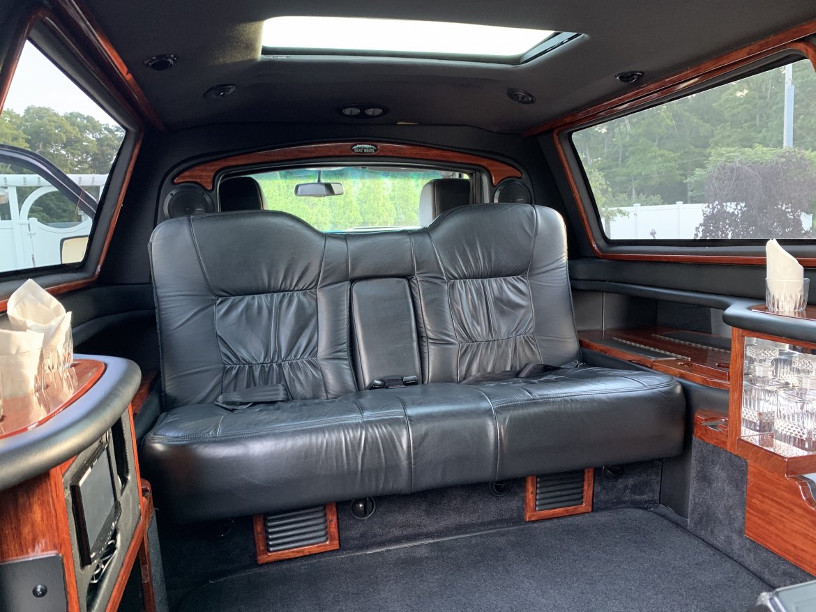 Limousine for Sale in ridge, NY - Photo 14