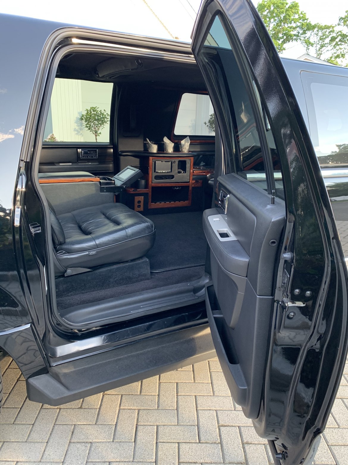 Limousine for Sale in ridge, NY - Photo 12
