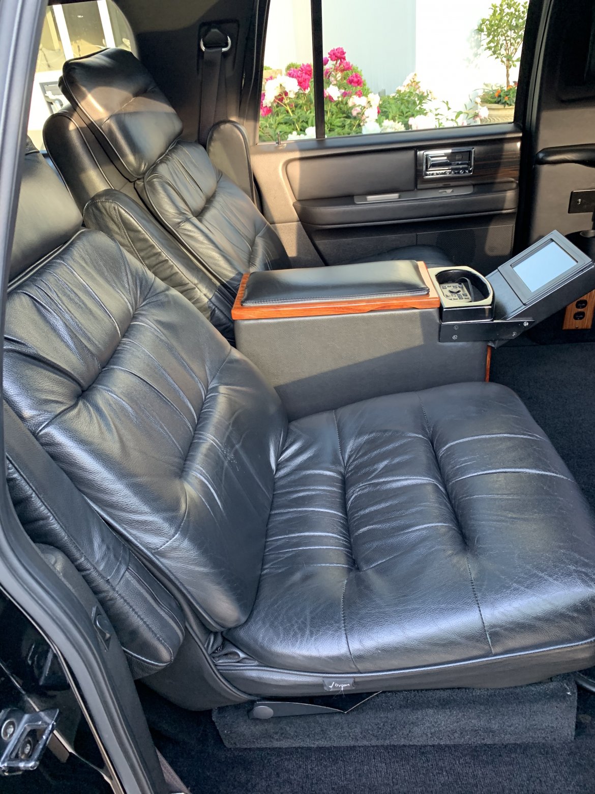 Limousine for Sale in ridge, NY - Photo 13