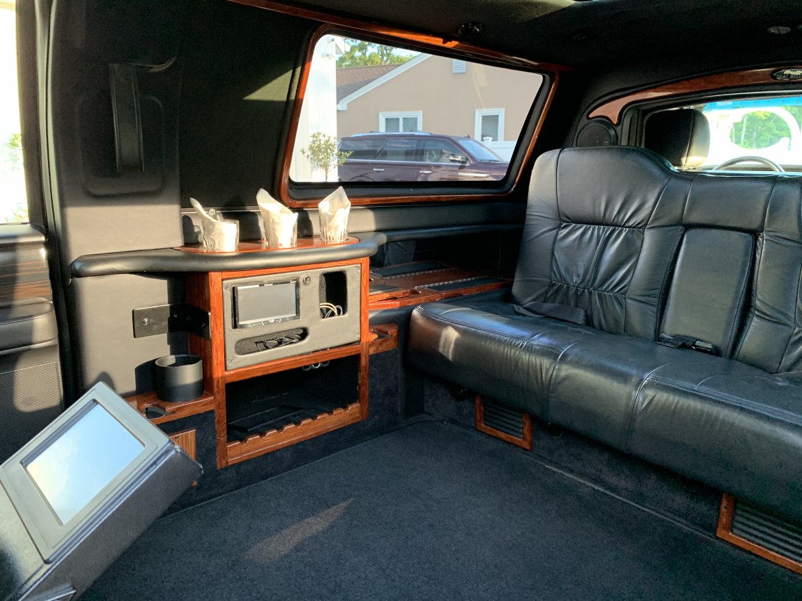 Limousine for Sale in ridge, NY - Photo 16