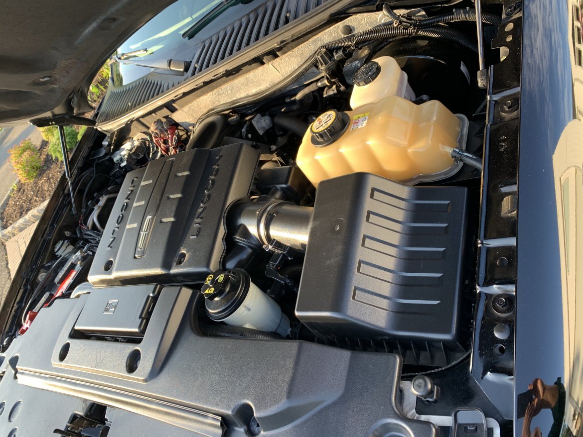 Limousine for Sale in ridge, NY - Photo 38